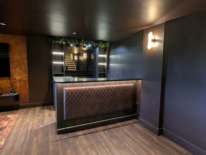 High quality bespoke home bar in Saddleworth